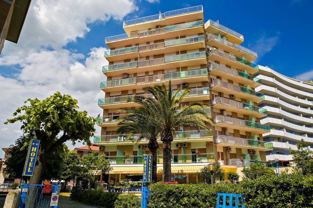 Hotel Antares Σαν Μπενεντέτο ντελ Τρόντο Εξωτερικό φωτογραφία